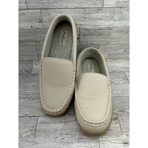 My Slippers by MyPillow Women Sz 7W Cream Leather Moccasin Loafers 74469-03